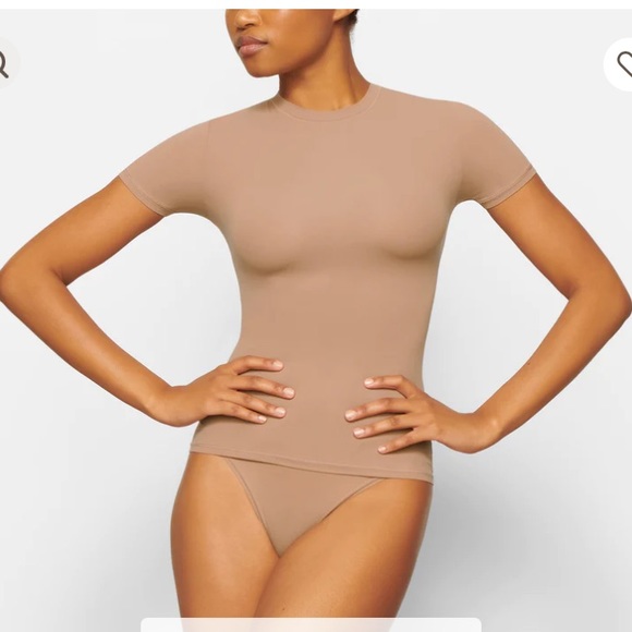 Skims Fits Everybody T-Shirt sienna size xs new condition - Picture 4 of 7